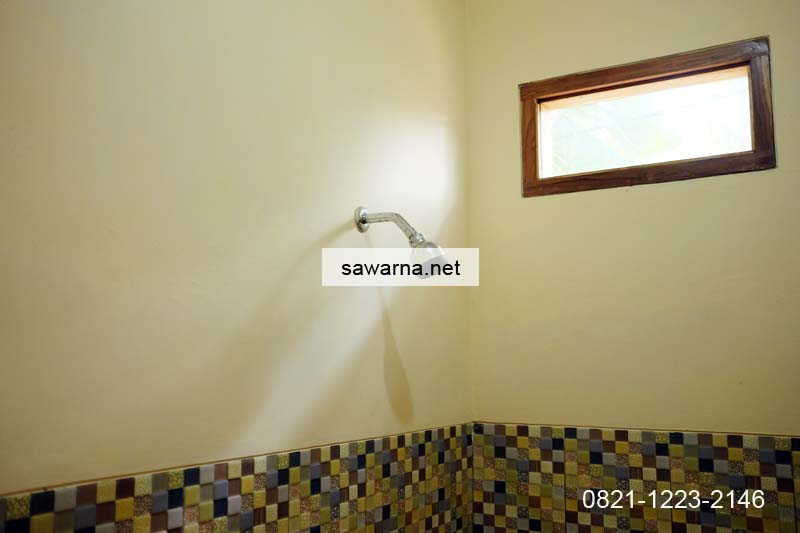 Kamar mandi Shower pengianapan Sawarna